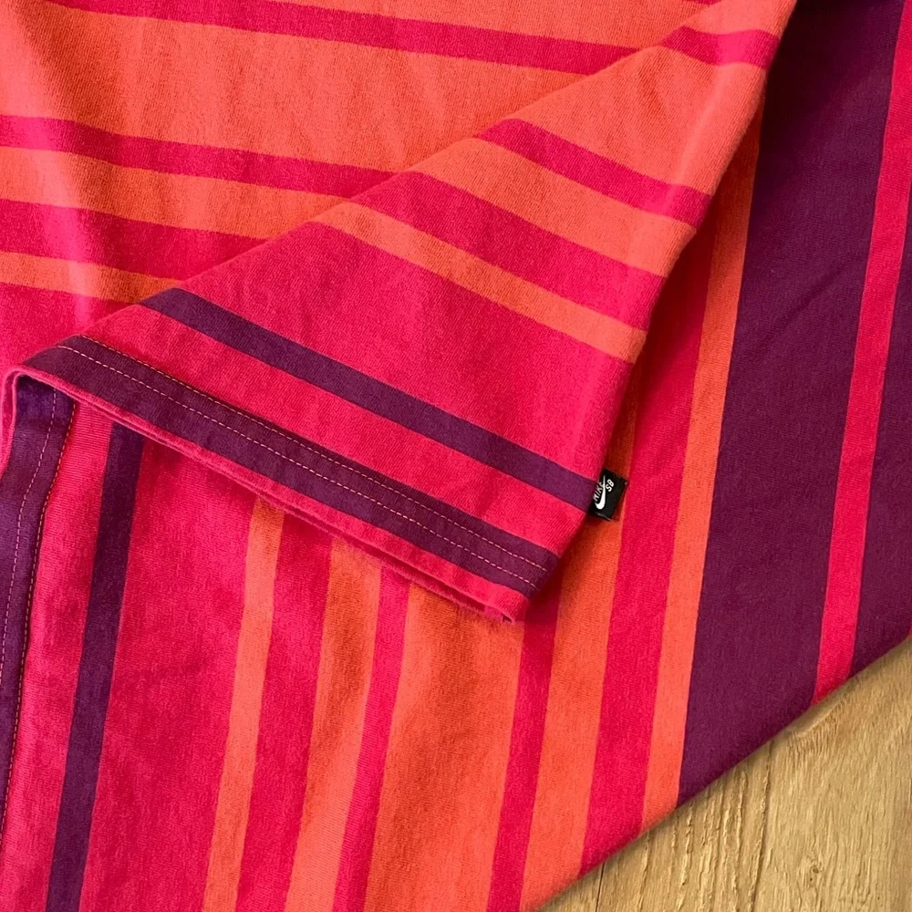 **NIKE SB** loose fit striped t-shirt SIZE XL - Picture 4 of 4